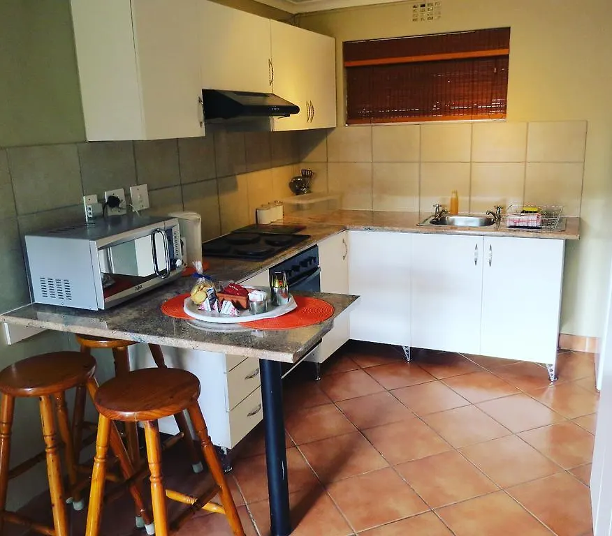Smithland Guest Apartments Cape Town Bellville 0*,  Sudafrica