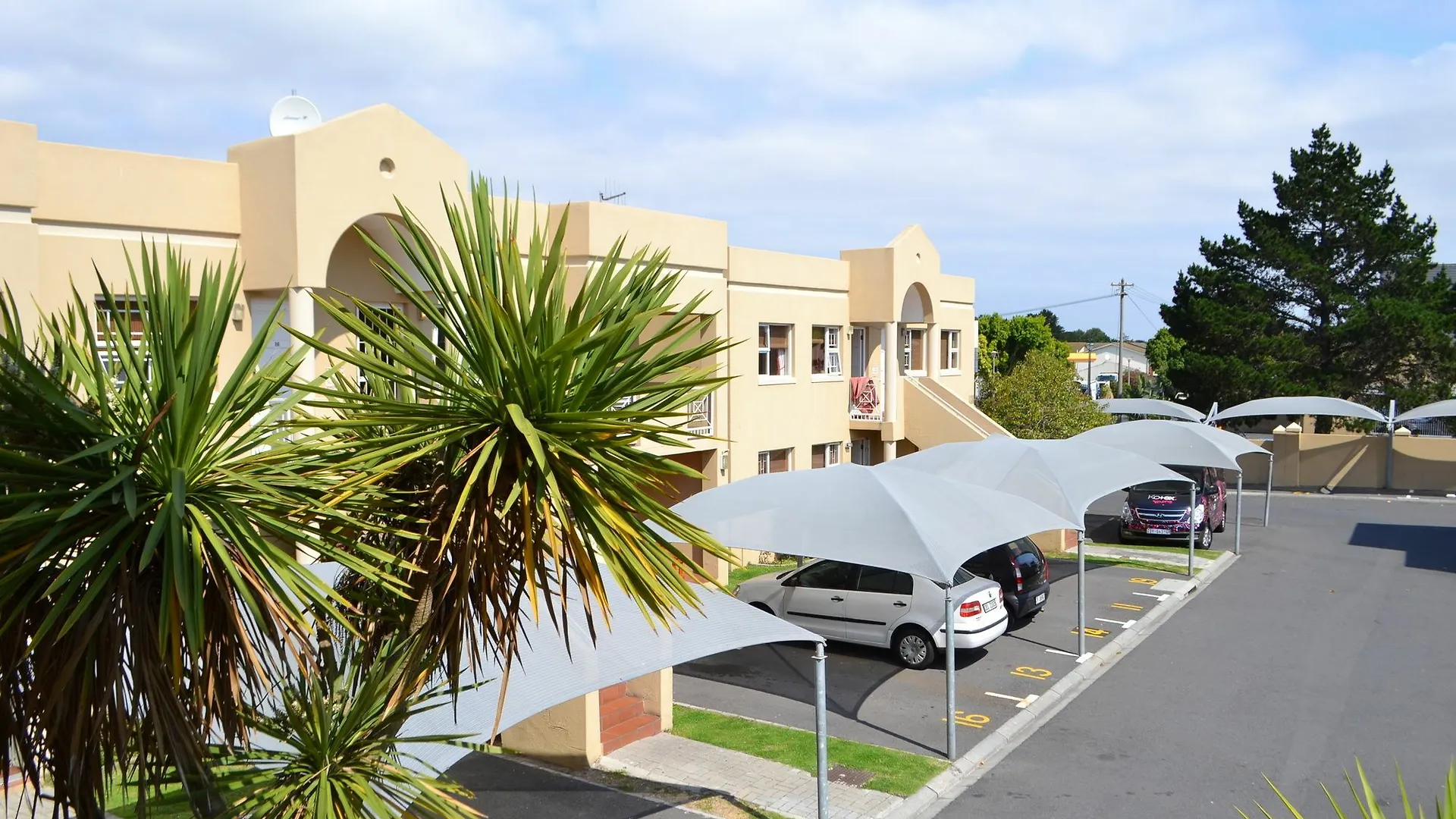 Smithland Guest Apartments Cape Town Bellville